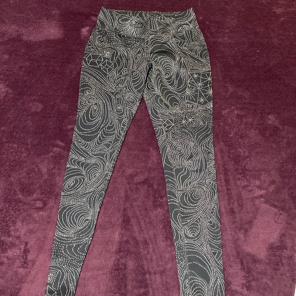 Mossimo Supply Co. Patterned Leggings-M